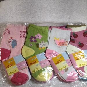 NWT Girl's Ankle-Length Sock Set w/Cute Patterns 12 Pairs Size 6-8